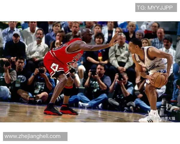 03年科比与乔丹巅峰对决回顾谁才是篮球之神的真正继承者