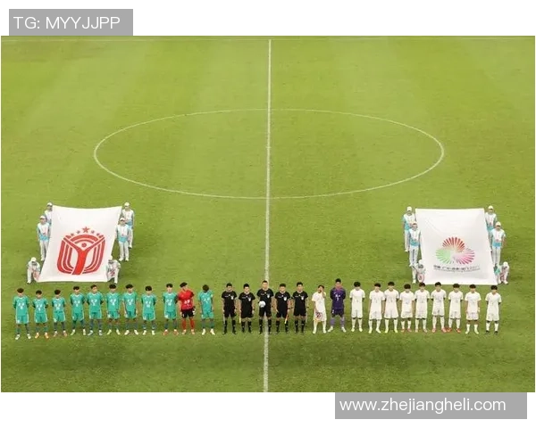 U18黑山队与匈牙利队激战正酣青少年足球赛精彩对决引人关注