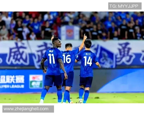 1994年上海申花与大连足球队的经典对决回顾与分析