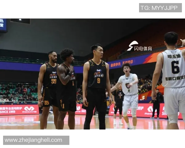 中国男篮在焦作迎战马其顿队全力以赴争取胜利的精彩对决 中国男篮在焦作迎战马其顿队全力以赴争取胜利的精彩对决