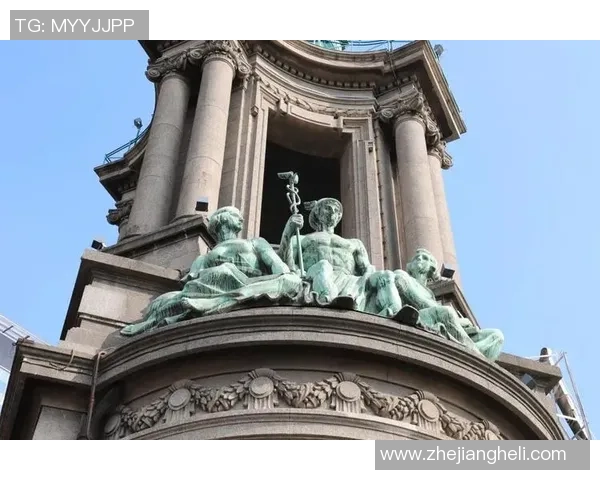 塔火车头与瓦的对决:探索两者在建筑与艺术中的独特魅力与价值 塔火车头与瓦的对决:探索两者在建筑与艺术中的独特魅力与价值